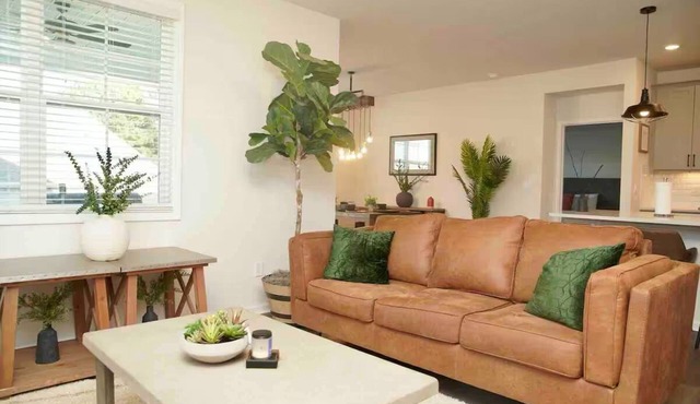 Spacious Retreat w/King Suite, 3 Baths + Yard