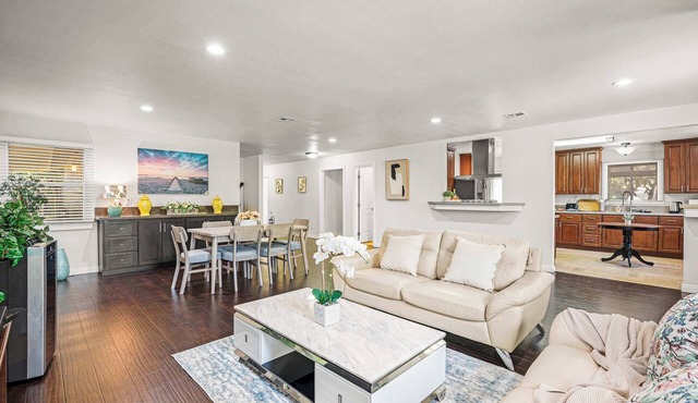 Spacious Retreat w Large Kitchen & Outdoor Patio
