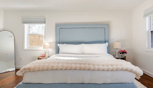 Spacious Retreat with Game Room