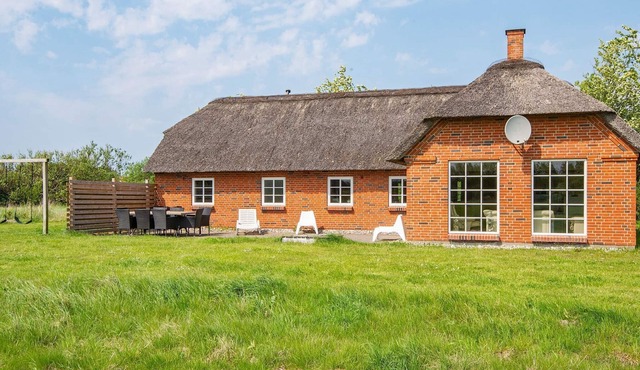 Spacious Retreat with Spa - By Traum Ferienwohnungen