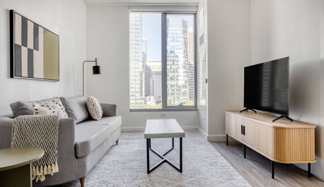 Spacious Rincon Hill 1BR w/W/D, Gym & Pool, near Tech HQs, by Blueground