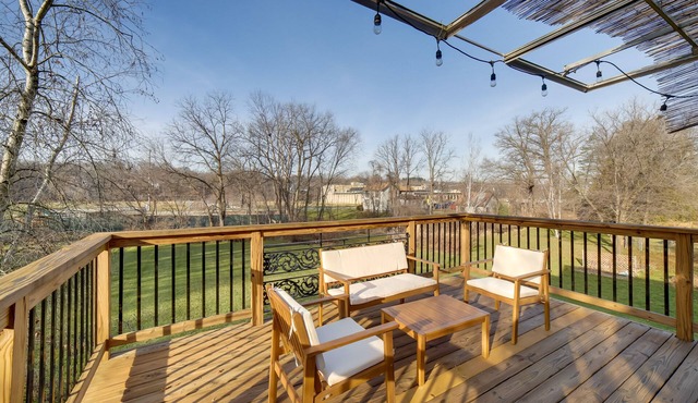 Spacious Rockford Retreat: Walk Downtown!