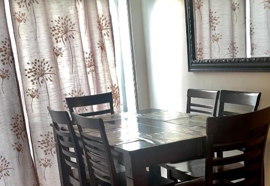 Spacious Room Central to Everything