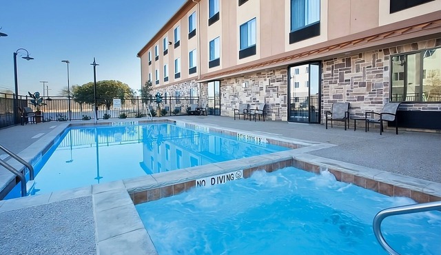 Spacious Room Near State Park Trails with Pool and Gym Access
