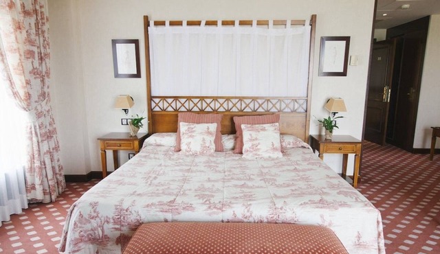 Spacious Room Perfect for a Relaxing Family Vacation Near Ávila