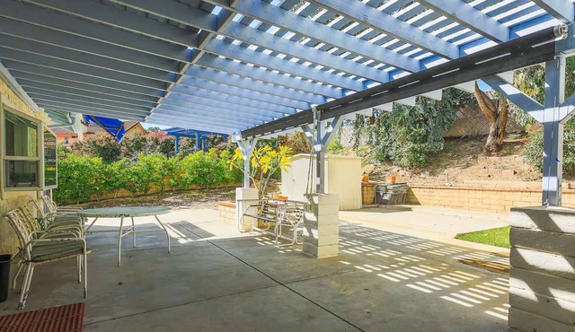 Spacious Rowland Heights Home in Desirable - Perfect for Families !