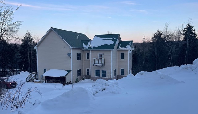 Spacious Roxbury Home Minutes to Sugarbush with Waterfall View and Steam Shower.