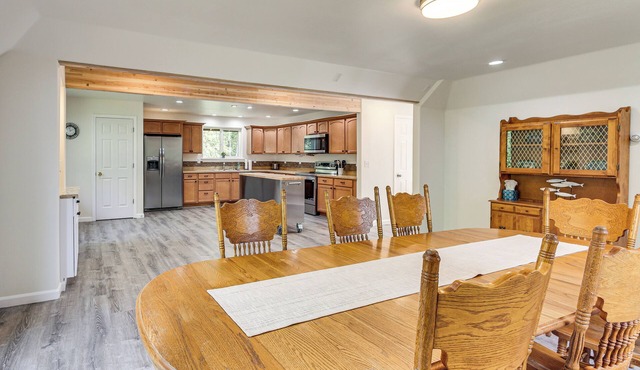 Spacious & Scenic Wasilla Getaway Near Adventures