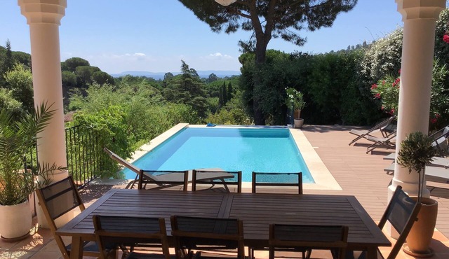 Spacious sea view villa with infinity pool