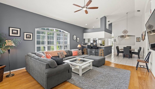 Spacious Siesta Key Home with Private Heated Pool – Pet Friendly, Near Beaches