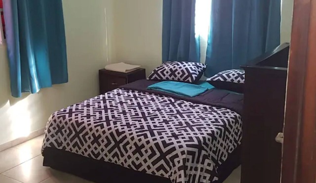 Spacious Single Family — 5 min from the beach!