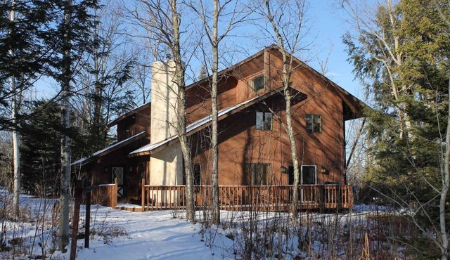 Spacious, Ski-In/Ski-Out Vacation Home for Large Groups