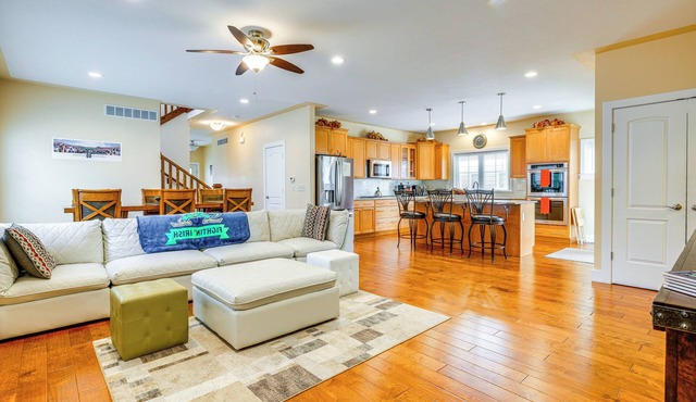 Spacious South Bend Home - Walk to Notre Dame!