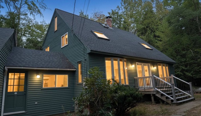 Spacious Spring Retreat Near Hiking & Fun
