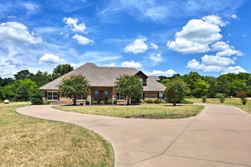 Spacious Stallion Lake Ranch Home w/Patio