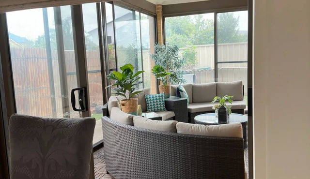 Spacious stay at Arndell Park, Forsyth Reserve