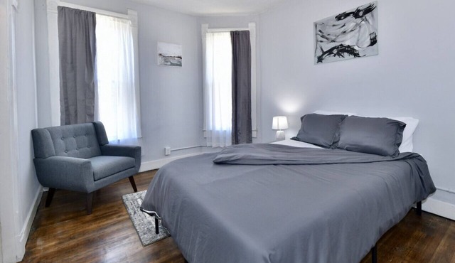 Spacious Stay for Families & Groups Near Downtown