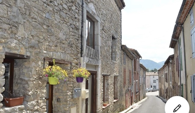 Spacious stone village house in Puivert