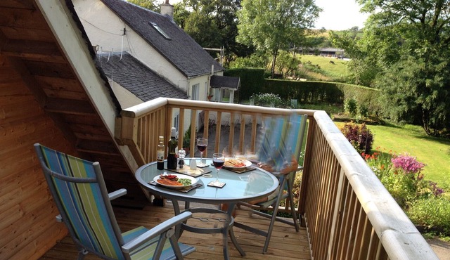 Spacious Studio Appartment In Semi Rural Setting