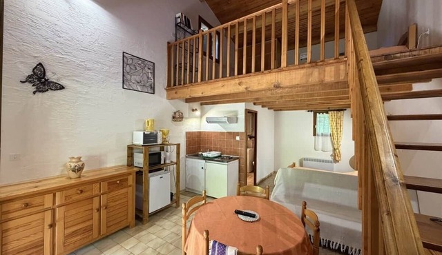 Spacious Studio in Castellane