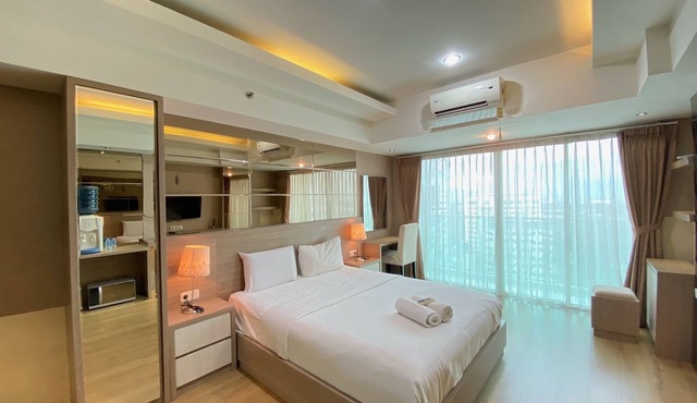 Spacious Studio Room At Tamansari La Grande Apartment Near Bip