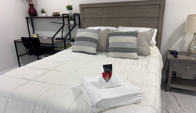 Spacious studio with 2 Beds Near Hard Rock & Beaches