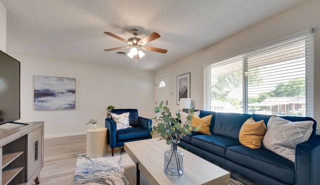 Spacious Stylish Home - 10 Min. to Downtown!
