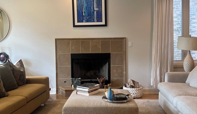 Spacious & Stylish Home with Garage + Rooftop Deck. 10 min Walk to Train.