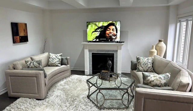 Spacious, Stylish & Tranquil Gem near Town Center!