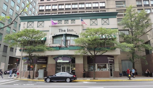 Spacious Suite with On-Site Dining in Medical Hub - Near Harvard Medical School