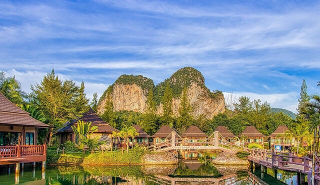 Spacious suites near Washington Square