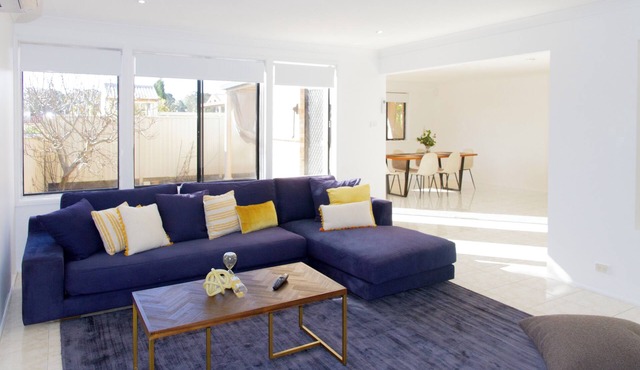 Spacious, Sunlit & Recently Renovated Family Home - 4BD & Hotel Quality Bedding