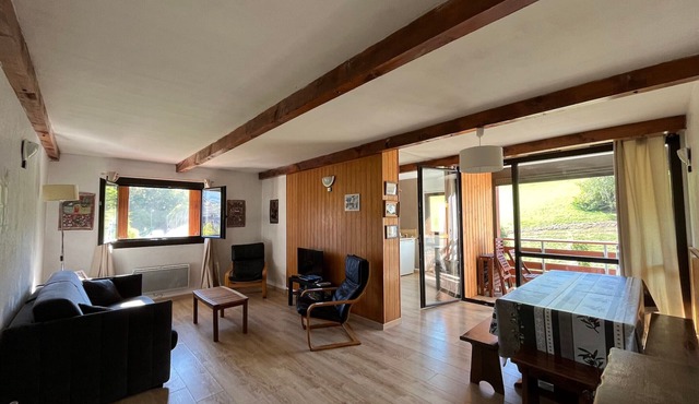 Spacious T2 facing slopes - 6 pers, South, Comfort