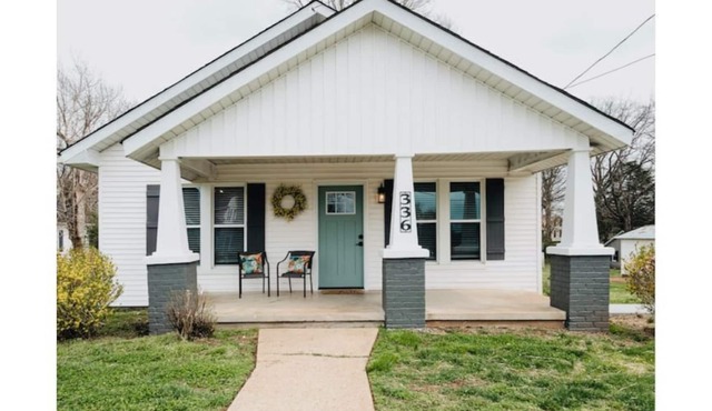 Spacious Town Cottage