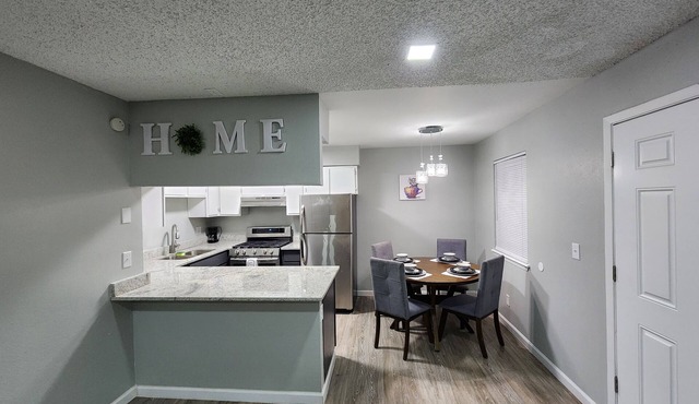 Spacious Townhome in El Paso East