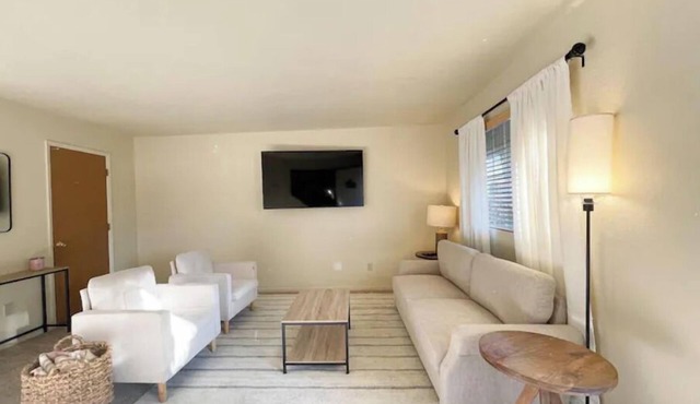 Spacious townhome in Sonora