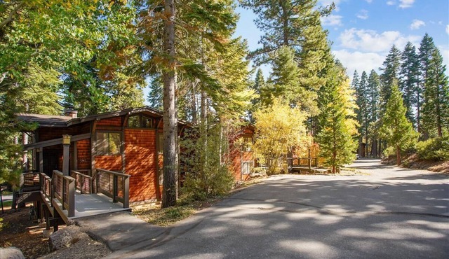 Spacious Townhome in the Trees Rocky Ridge Unit #75