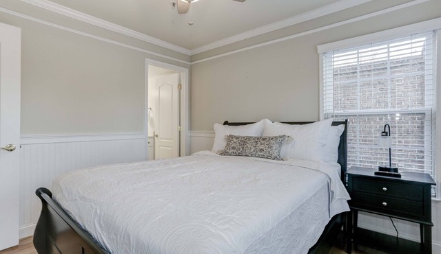 Spacious Townhouse Nestled in a Cul-de-Sac