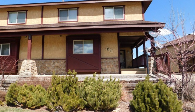 Spacious tri-level townhome with garage located in uptown Pagosa Lakes!