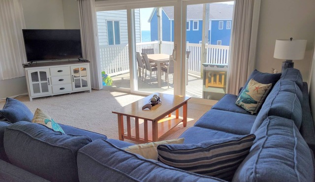 Spacious, Two Bedroom Condo at the Center of the Crystal Coast