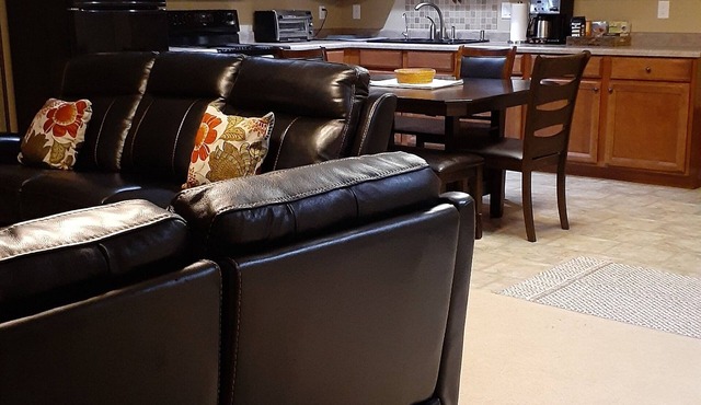 Spacious Two-Bedroom Suite in Salt Lake Valley