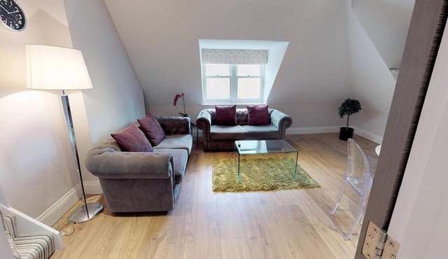 Spacious Two-Bedroom Apartment Near Town - Full Kitchen & WiFi Included