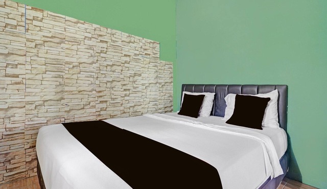 Spacious Two Bedroom Private Villa with Free WiFi