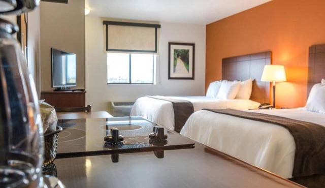 Spacious Two-Queen + Kitchenette – Comfortable Stay for All
