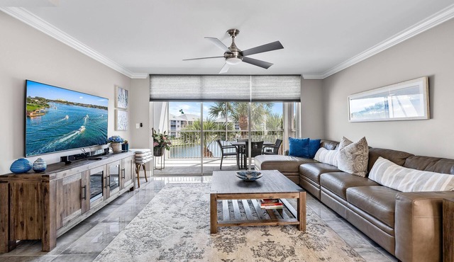 Spacious two story 2-bedroom condo in gorgeous Jupiter