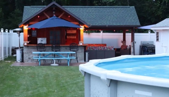Spacious unique property with 4.5 bedrooms in Geneva.WiFi handicapped accessible