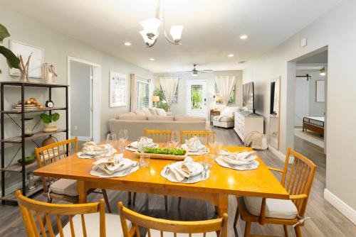 Spacious & Updated Historic Tampa Home