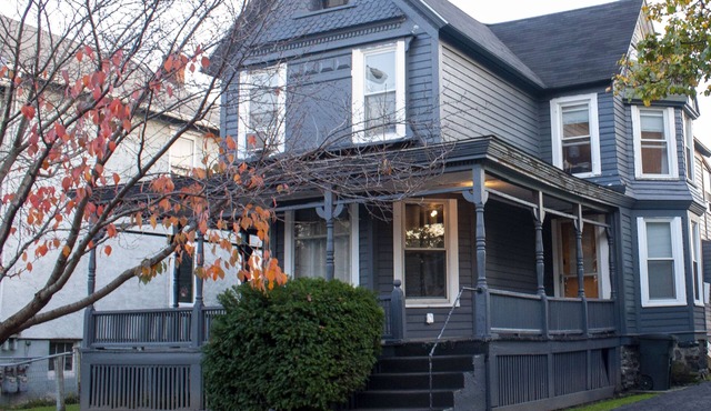 Spacious & Updated Victorian in West Downtown Ithaca - No Pet Fees!