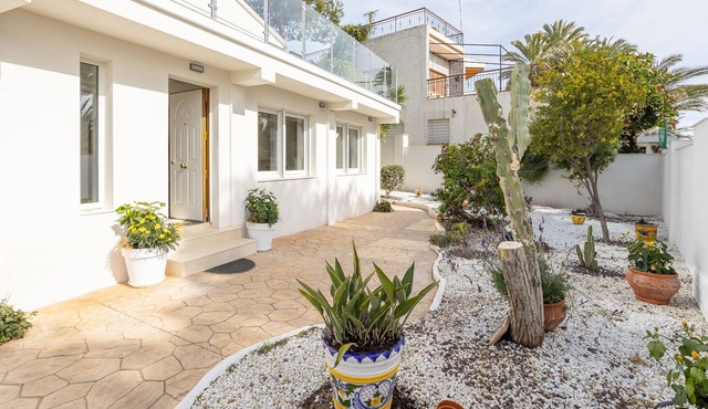 Spacious villa next to a blue flag beach.Tourism registration number VT471875A