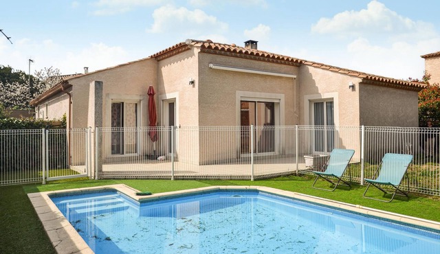 Spacious vacation home for the whole family with pet in the south of France.